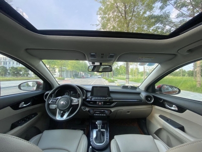 Cho thuê xe KIA Cerato