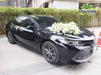 Cho thuê xe cưới Camry hạng sang Toyota Camry