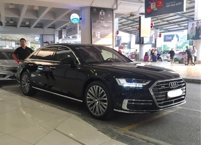 Cho thuê xe Audi A8 màu đen phục vụ hội nghị, sự kiện, đưa đón chuyên gia