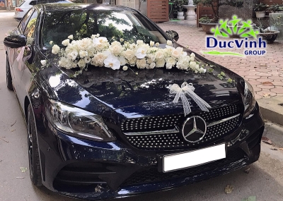 Cho thuê xe cưới hạng sang Mercerdes C màu đen