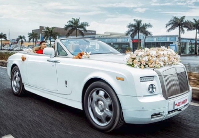 Cho thuê xe cưới Roll Royce Phantom mui trần