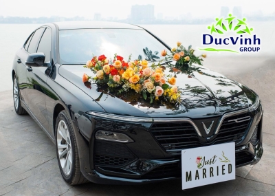 Thuê xe cưới Vinfast LuxA màu đen