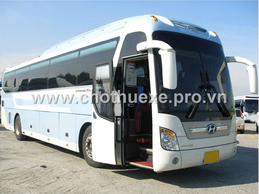 Cho thuê xe 45 chỗ Huyndai Univer
